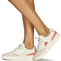 Adidas Sportswear - KANTANA