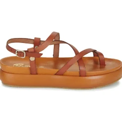 Betty London - AGNES