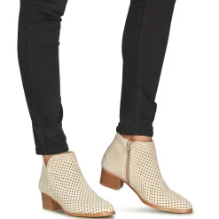 Betty London - ALINE