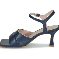 Betty London - ANAIS