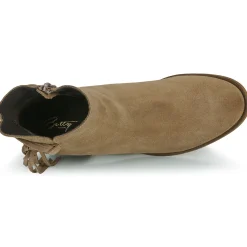 Betty London - ANDREA