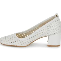 Betty London - BRIGITTE