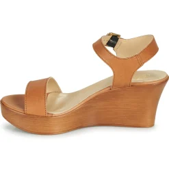 Betty London - CHARLOTA