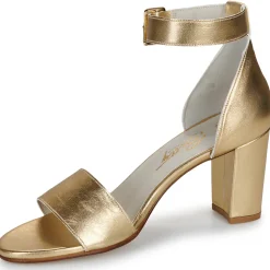 Betty London - CRETA