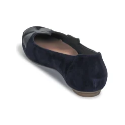 Betty London - ERUNE