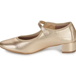 Betty London - FLAVIA