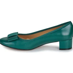 Betty London - Hélène