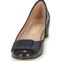 Betty London - Hélène