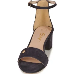 Betty London - INNAMATA