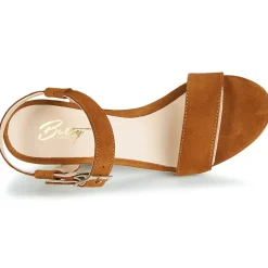 Betty London - JIKOTIFE