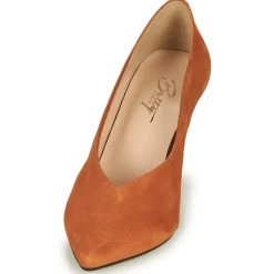 Betty London - MINATTE