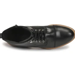 Betty London - MONNICA