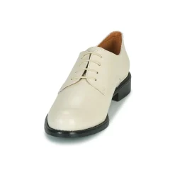 Betty London - OULENE