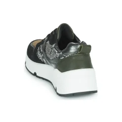 Betty London - PRIETTE