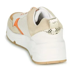 Betty London - TADINE