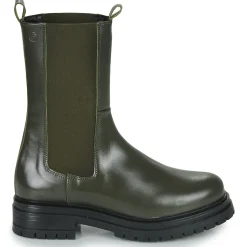 Betty London - VERONIQUE