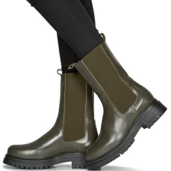 Betty London - VERONIQUE