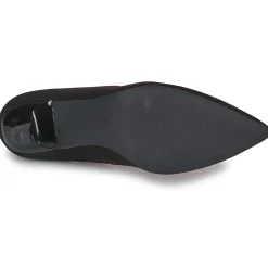 Bullboxer - 181000F3T