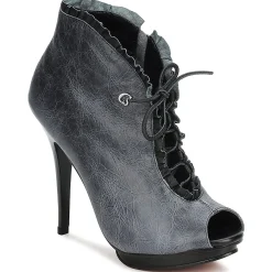 Carmen Steffens - 6002043001