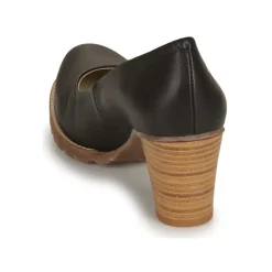 Casual Attitude - HARCHE