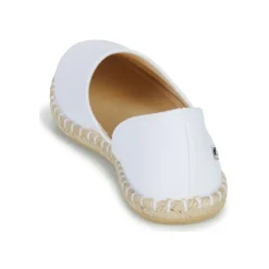 Casual Attitude - JALAYIVE