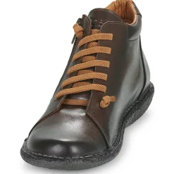 Casual Attitude - NELIO