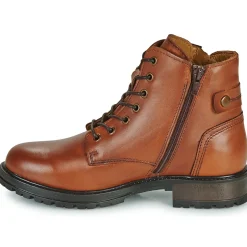 Casual Attitude - NUNAISE