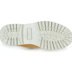 Casual Attitude - TSILENE