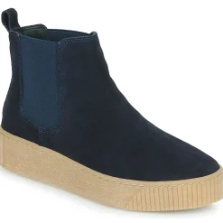 Casual Attitude - YEYE