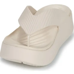 Crocs - Getaway Groove Platform Flip