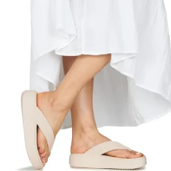 Crocs - Getaway Groove Platform Flip