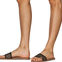 Les Petites Bombes - IOLANDA