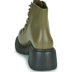 Melissa - MELISSA COSMO BOOT AD