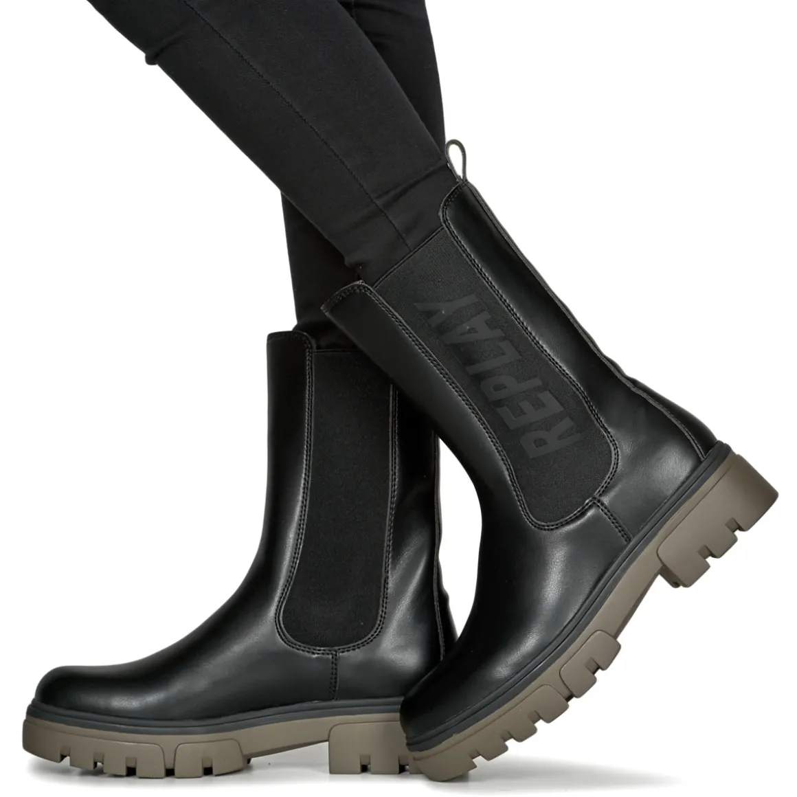 Replay - HANNA - WENTWORD