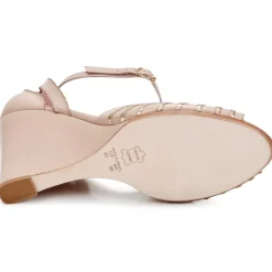 Sarah Chofakian - LA PARADE