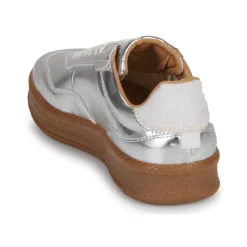 Steve Madden - EUPHORIA