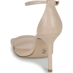 Steve Madden - UPHILL