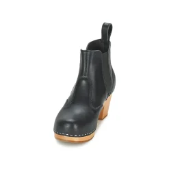 Swedish hasbeens - CHELSEA