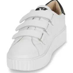 Vanessa Wu - LARISSA