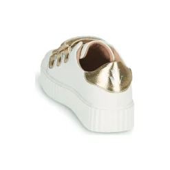 Vanessa Wu - MARILOU